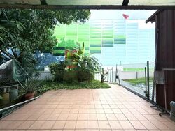 Flora Road (D17), Terrace #468085741